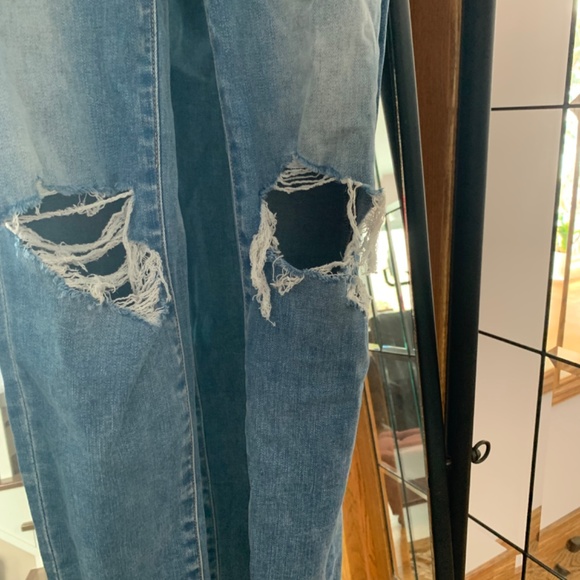 ~sold~ American Eagle | Real Good Stretchy Jeans - Picture 9 of 9